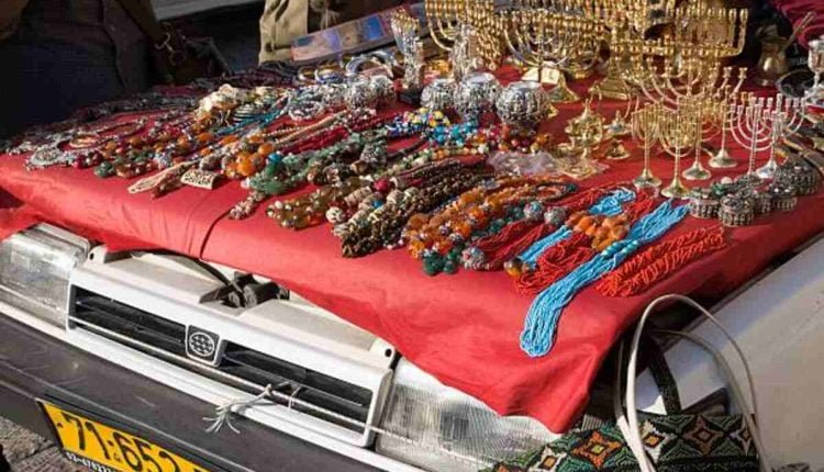 car menorahs