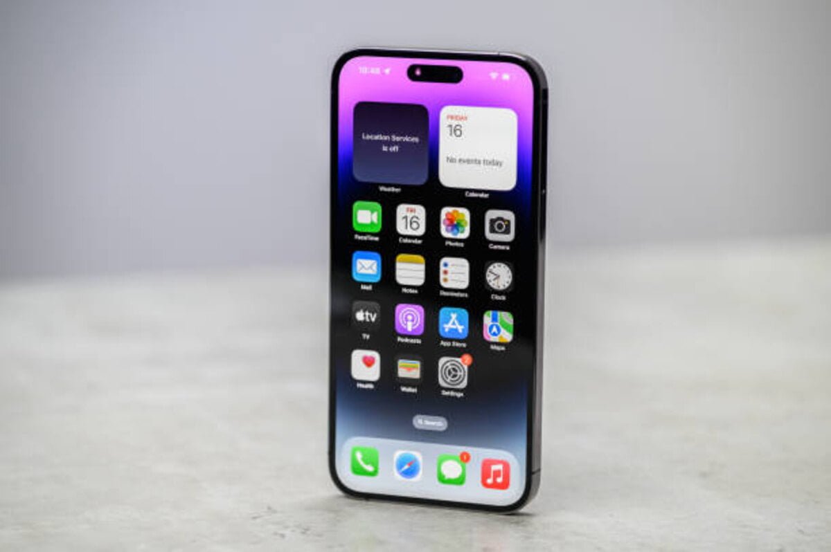 how to add airpods to find my iphone