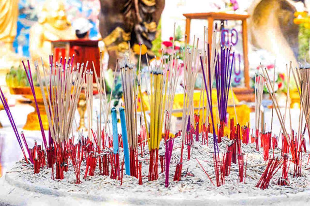 Back Flowing Incense Cones