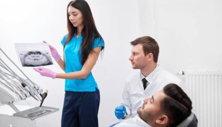 How to Find the Best Dental Implant Specialist Near Me in NYC