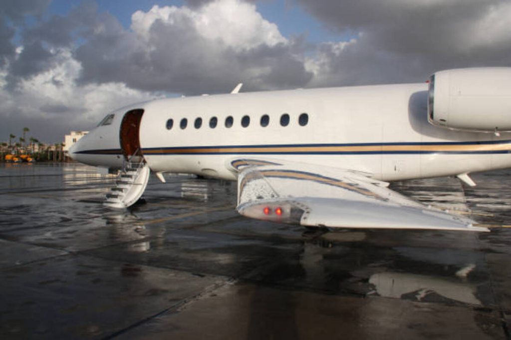 rent a private jet