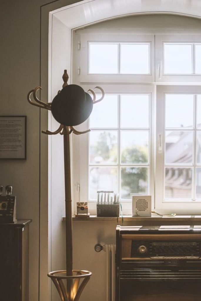 aluminium hung windows