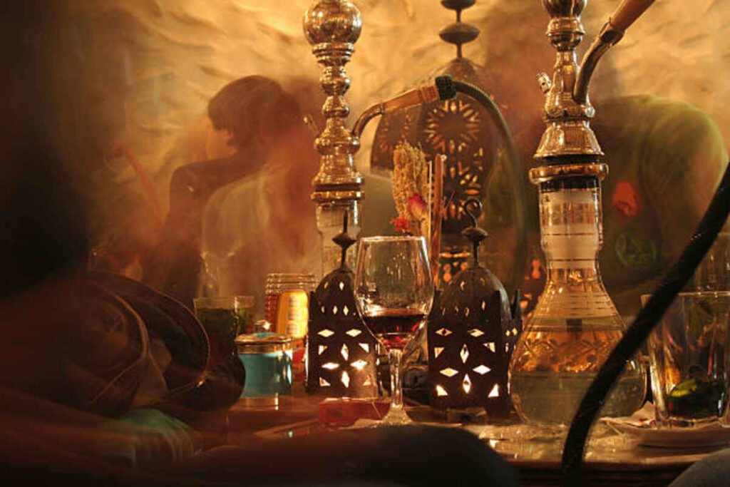 Checking Culture of Hookah Merchants