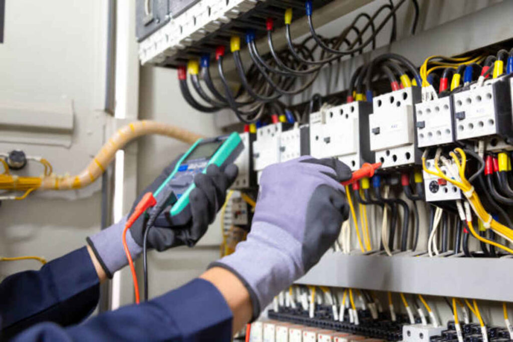 Choosing the Right Local Electrician for You