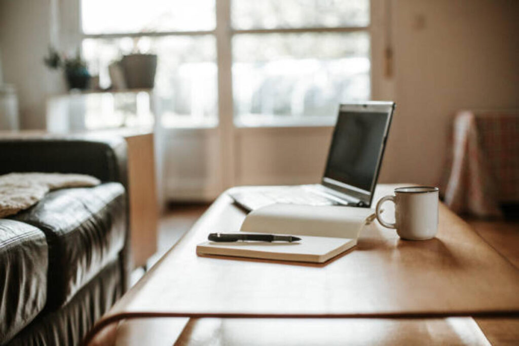 Desk mat with design