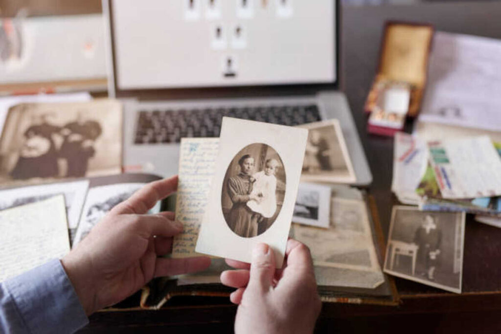 old photo restoration ai online free